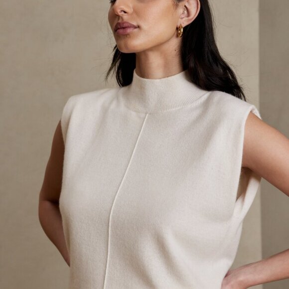 Banana Republic Franca Cashmere Padded-Shoulder Top - Picture 4 of 4